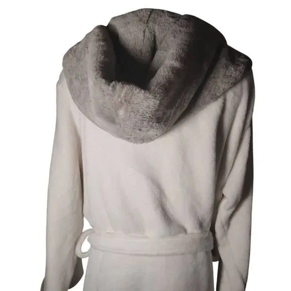 Plush Fuzzy Gray/White Bath Robe Size L/XL - Picture 5 of 6